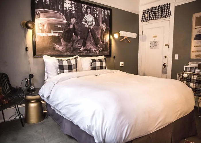 Hood River Hotel
